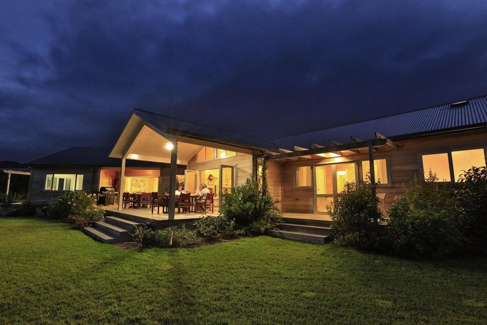 Kaimai Country Lodge Katikati Ngoại thất bức ảnh