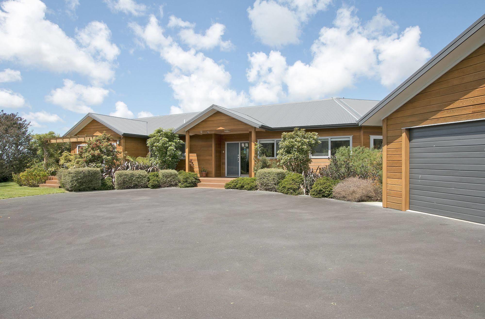 Kaimai Country Lodge Katikati Ngoại thất bức ảnh