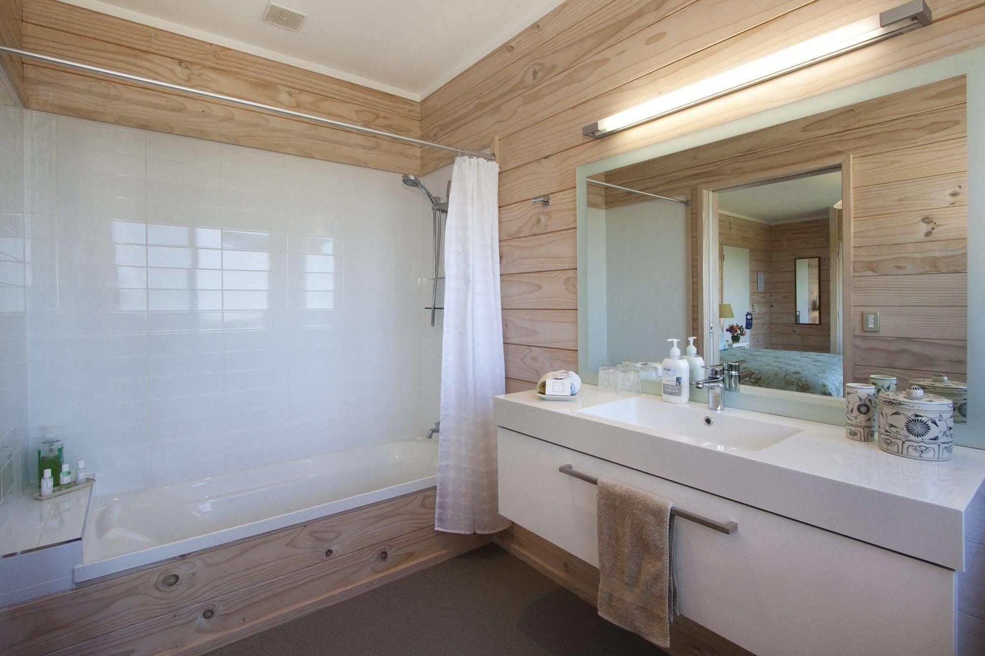 Kaimai Country Lodge Katikati Ngoại thất bức ảnh